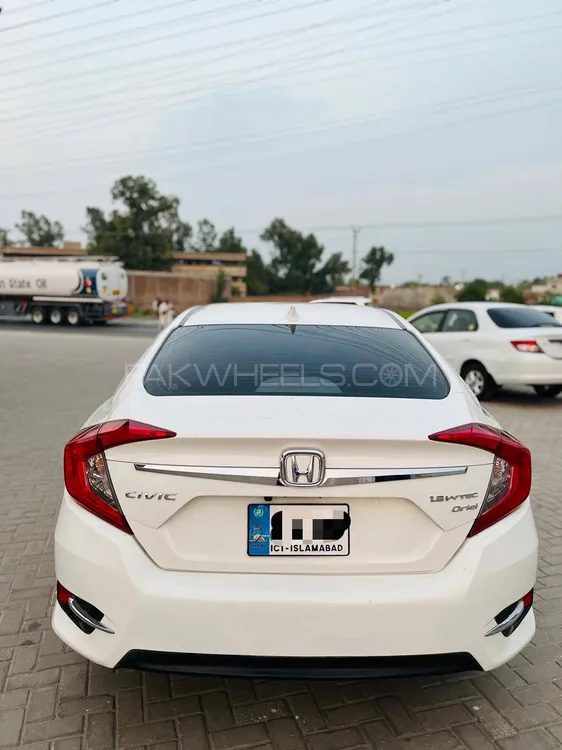 Honda Civic 2021 for Sale in Multan Honda Civic 2021 for Sale in Multan Image-6
