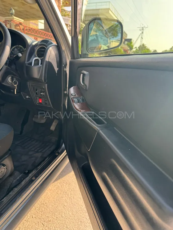 Nissan Kix 2012 for Sale in Islamabad Nissan Kix 2012 for Sale in Islamabad Image-12