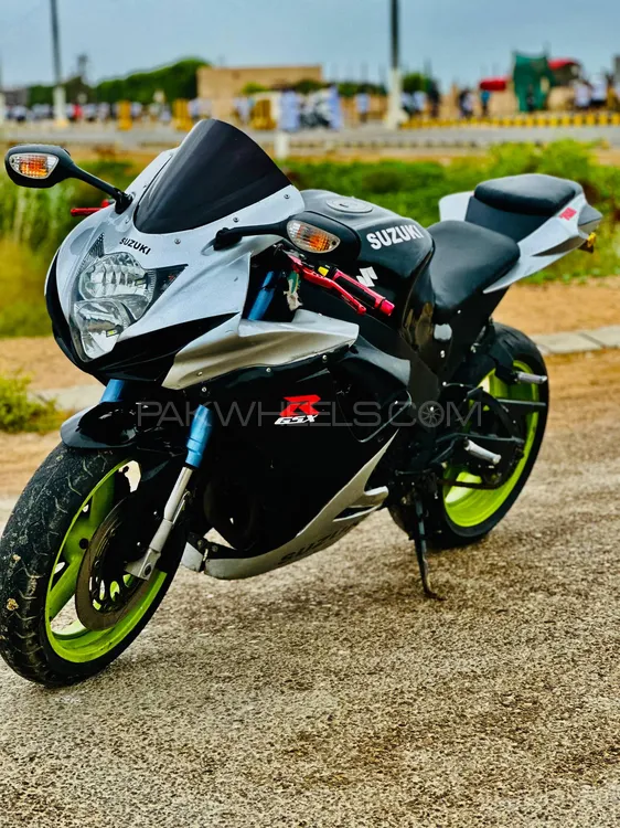 Suzuki GSX-R750 1993 for Sale Image-1
