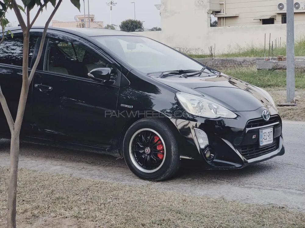 Toyota Aqua 2015 for Sale in Jhelum Image-1