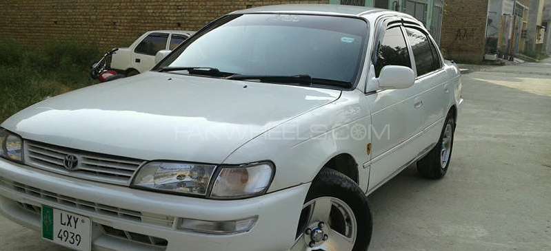 Toyota Corolla 2001 for Sale in Haripur Image-1