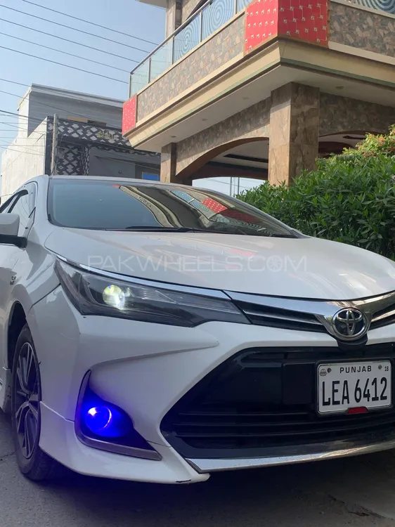 Toyota Corolla 2017 for Sale in Lahore Image-1