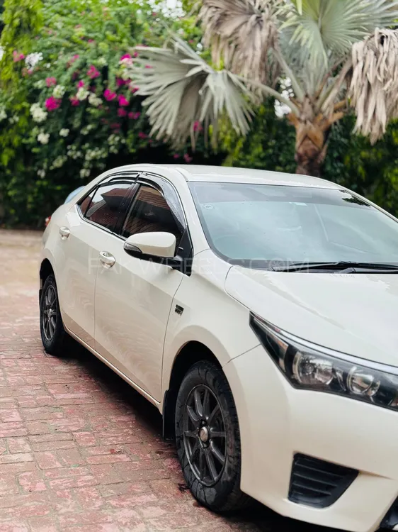 Toyota Corolla 2015 for Sale in Depal pur Toyota Corolla 2015 for Sale in Depal pur Image-9