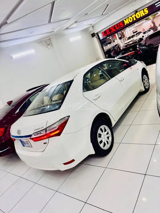 Toyota Corolla 2018 for Sale in Peshawar Toyota Corolla 2018 for Sale in Peshawar Image-4