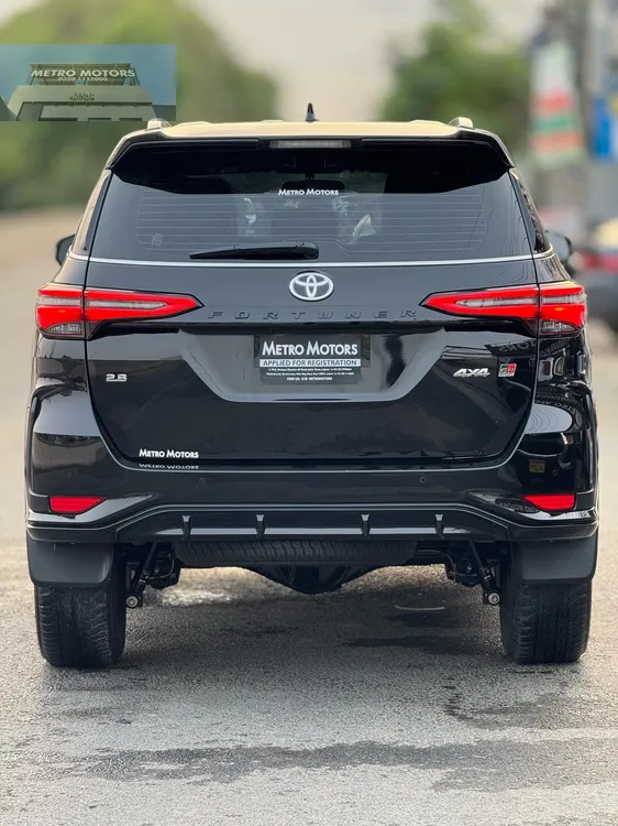 Toyota Fortuner 2025 for Sale in Lahore Toyota Fortuner 2025 for Sale in Lahore Image-6