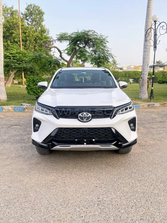 Toyota Fortuner 2022 for Sale in Karachi Image-1