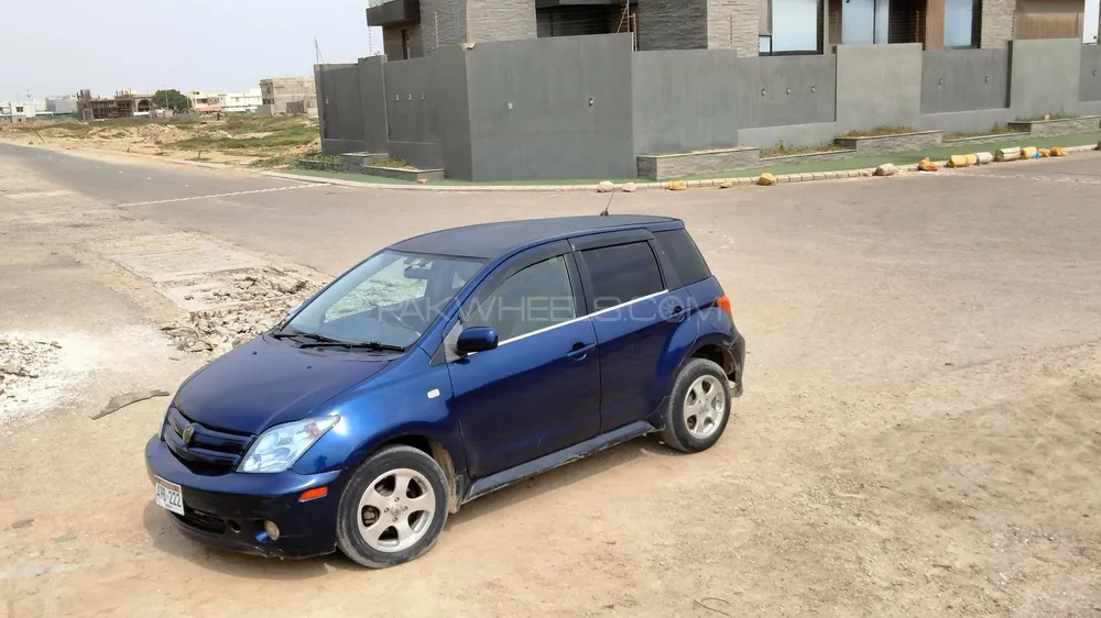 Toyota IST 2002 for Sale in Karachi Image-1