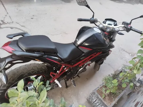 Benelli TNT 150i 2019