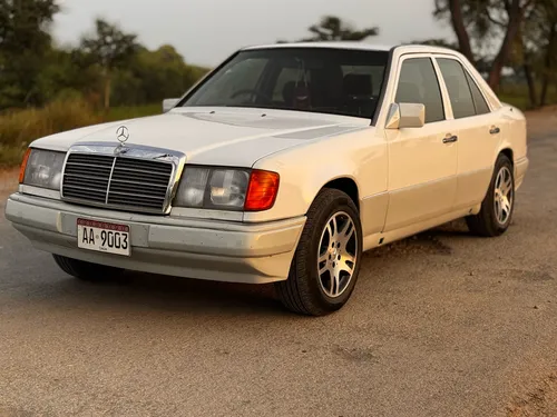 Mercedes Benz E Class 300 D  1986