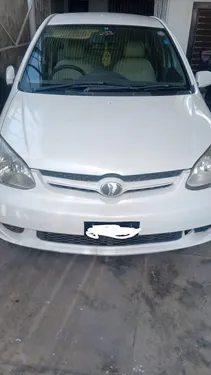 Toyota Platz F 1.0 2004