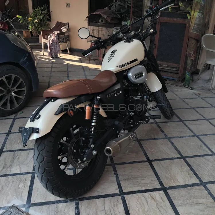 Harley Davidson 883 Custom 2025 for Sale Image-1