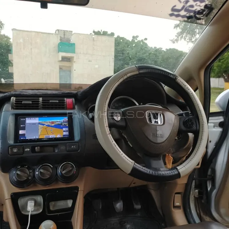 ہونڈا سٹی 2004 for Sale in کراچی ہونڈا سٹی 2004 for Sale in کراچی Image-3