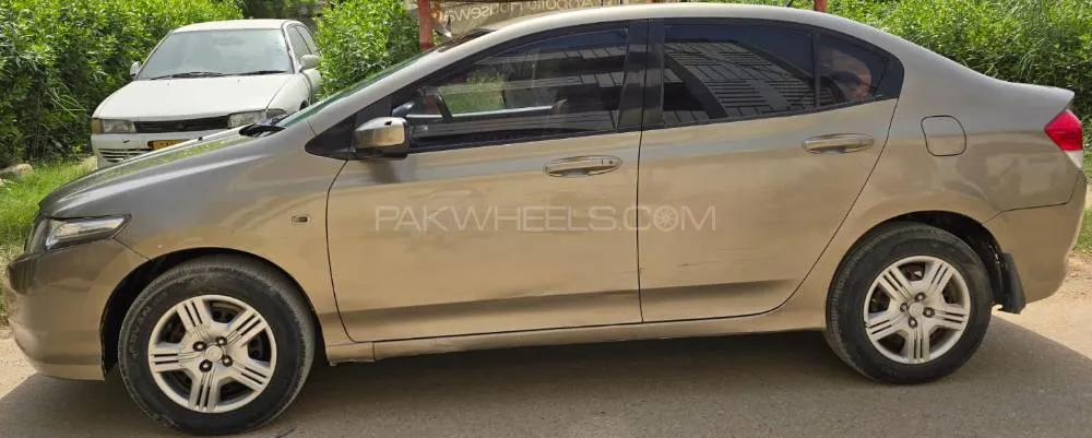 Honda City 2013 for Sale in Karachi Honda City 2013 for Sale in Karachi Image-9