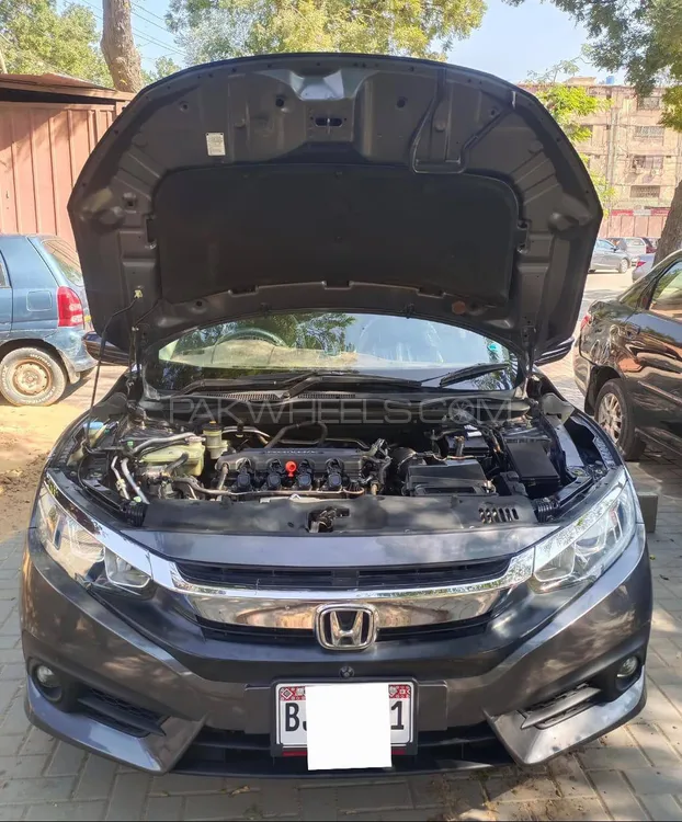 Honda Civic 2017 for Sale in Karachi Image-1