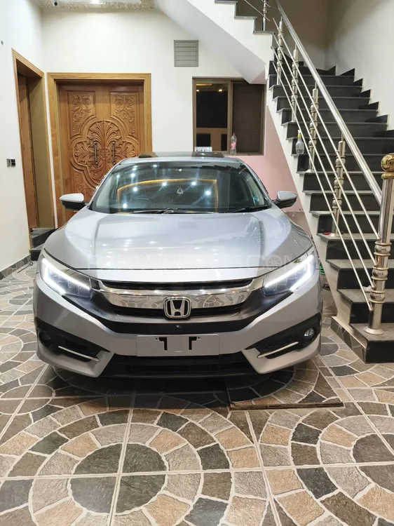 Honda Civic 2018 for Sale in Islamabad Image-1