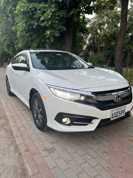 Honda Civic 2020 for Sale in Lahore Image-1