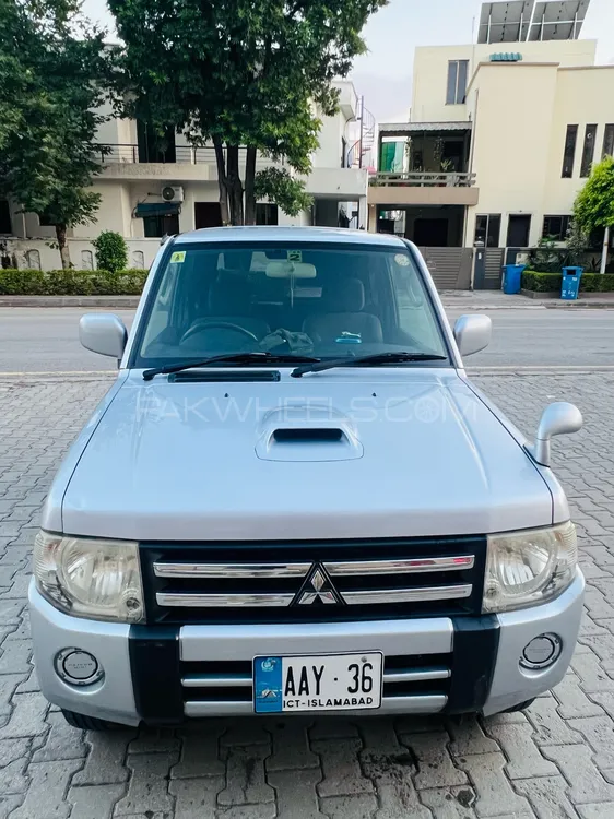 Mitsubishi Pajero Mini 2010 for Sale in Islamabad Image-1
