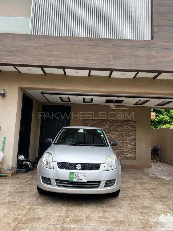 Suzuki Swift 2012 for Sale in Lahore Image-1