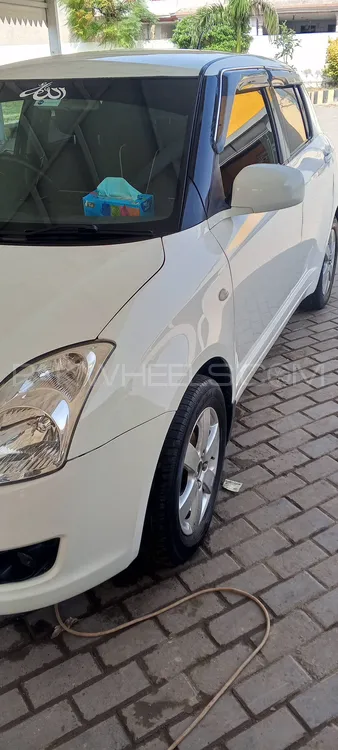 Suzuki Swift 2015 for Sale in Talagang Suzuki Swift 2015 for Sale in Talagang Image-1
