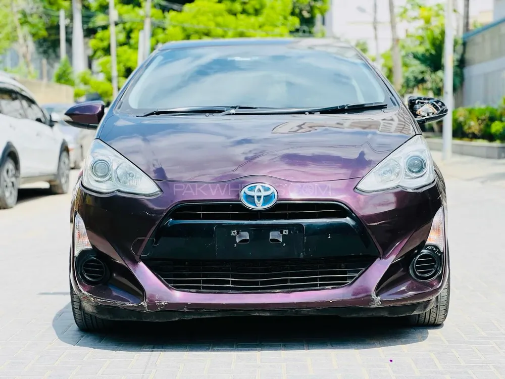 Toyota Aqua 2016 for Sale in Karachi Image-1