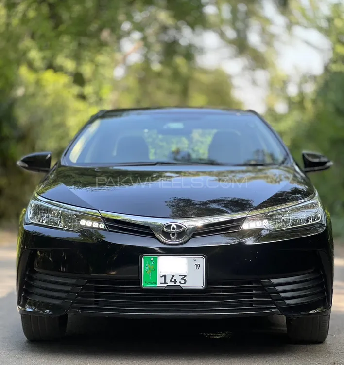 Toyota Corolla 2019 for Sale in Lahore Image-1