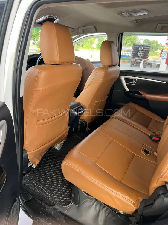 Toyota Fortuner 2021 for Sale in Wah cantt Toyota Fortuner 2021 for Sale in Wah cantt Image-8