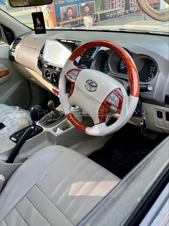Toyota Hilux 2005 for Sale in Lahore Toyota Hilux 2005 for Sale in Lahore Image-5