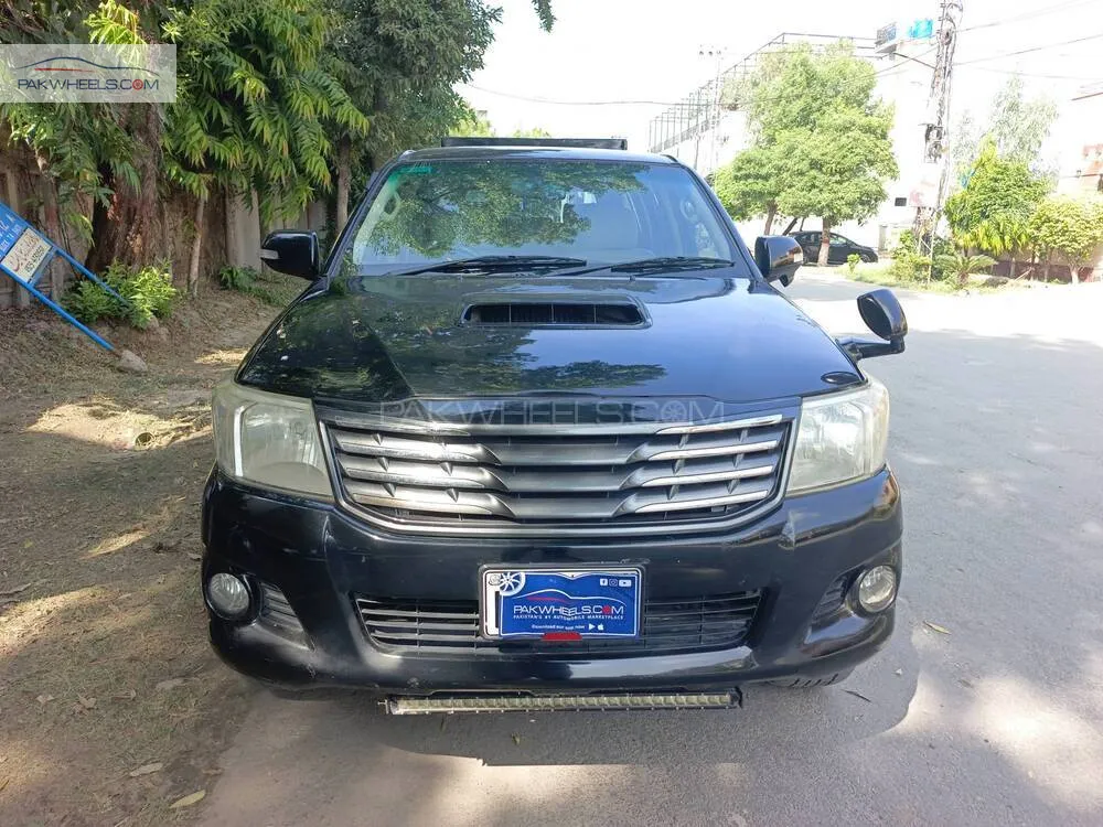 ٹویوٹا ہائیلکس 2005 for Sale in لاہور Image-1