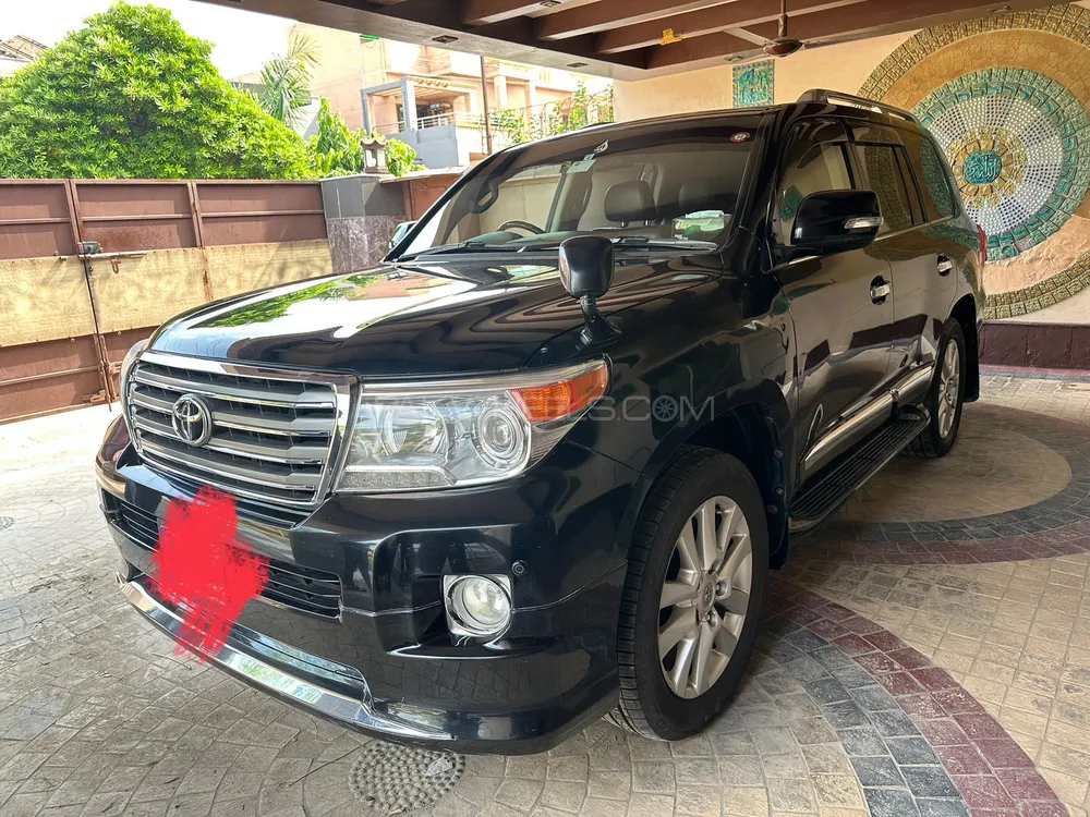 Toyota Land Cruiser 2012 for Sale in Faisalabad Toyota Land Cruiser 2012 for Sale in Faisalabad Image-3