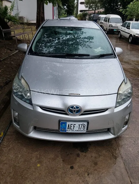Toyota Prius 2011 for Sale in Islamabad Image-1