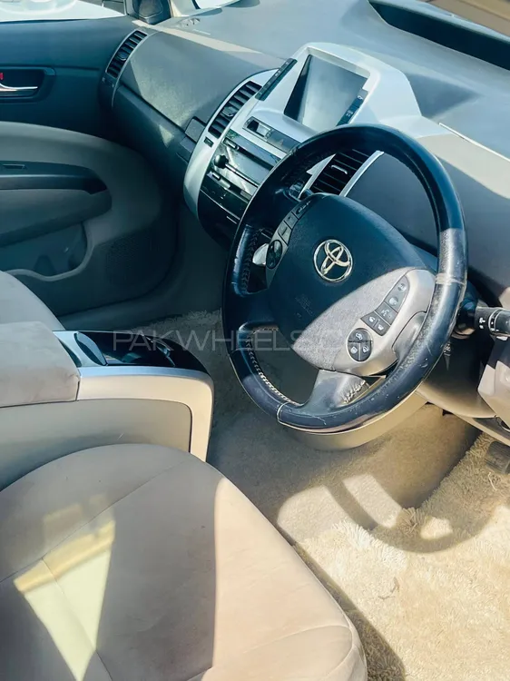 Toyota Prius 2007 for Sale in Gujrat Toyota Prius 2007 for Sale in Gujrat Image-5