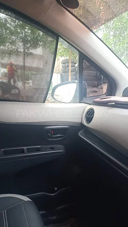 Toyota Vitz 2014 for Sale in Karachi Toyota Vitz 2014 for Sale in Karachi Image-3