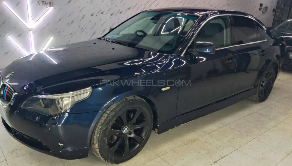 بی ایم ڈبلیو 5 سیریز 2006 for Sale in لاہور بی ایم ڈبلیو 5 سیریز 2006 for Sale in لاہور Image-3
