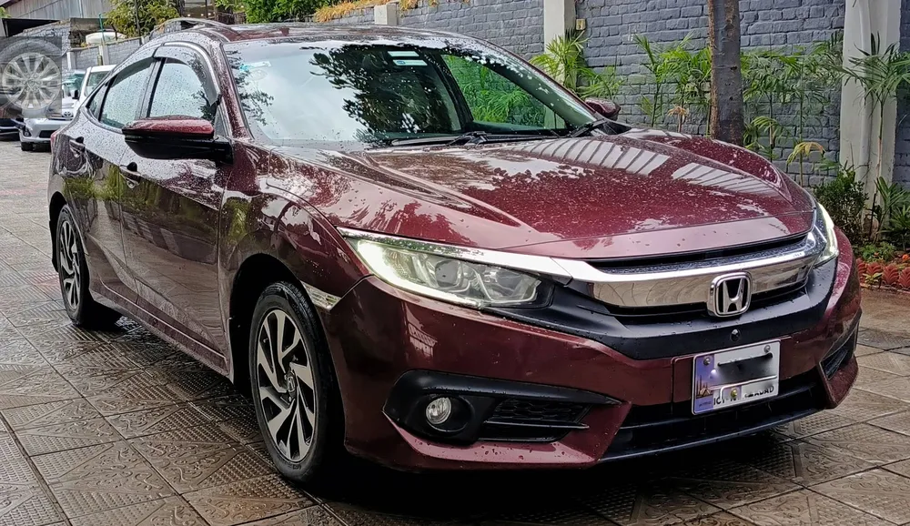 Honda Civic 2018 for Sale in Islamabad Image-1