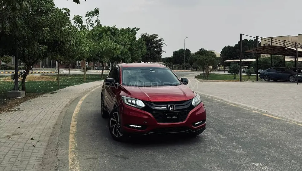 Honda Vezel 2016 for Sale in Khanpur Honda Vezel 2016 for Sale in Khanpur Image-4