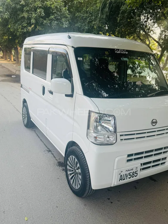 نسان کلپر 2020 for Sale in لاہور نسان کلپر 2020 for Sale in لاہور Image-5