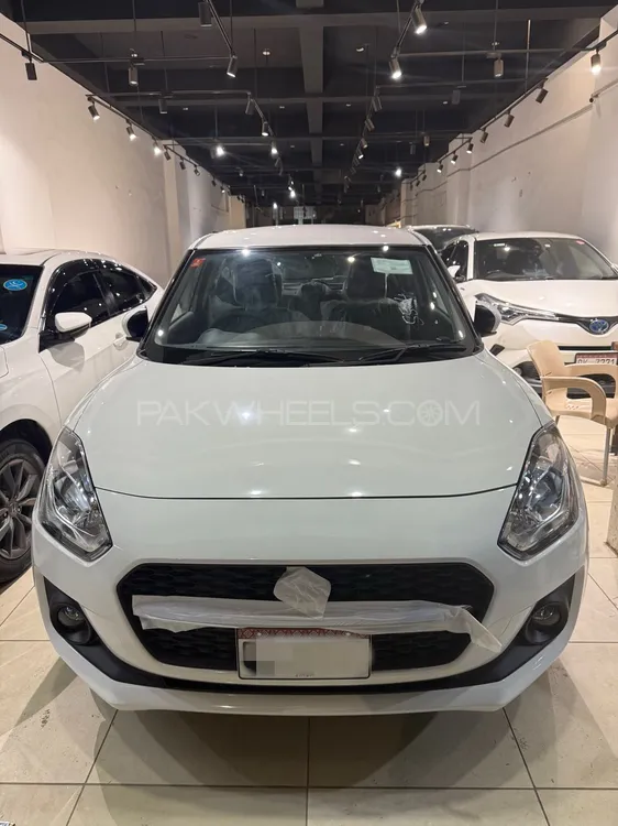 Suzuki Swift 2025 for Sale in Karachi Image-1