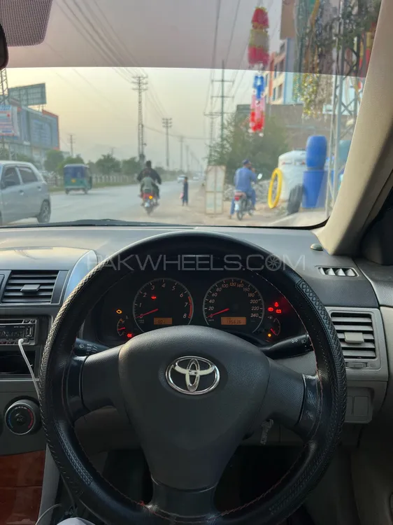 Toyota Corolla 2014 for Sale in Peshawar Image-1
