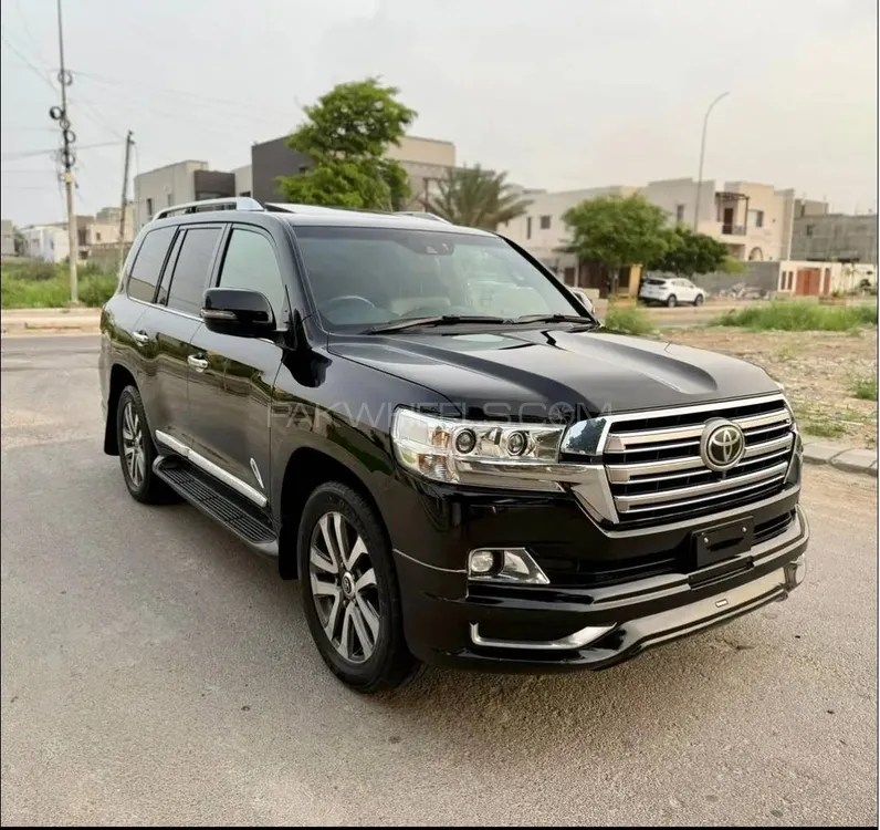 Toyota Land Cruiser 2016 for Sale in Karachi Image-1