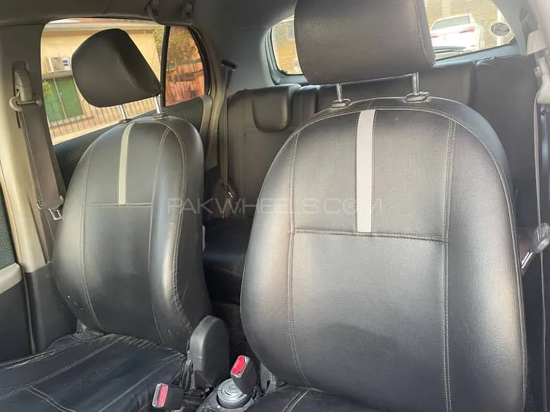 Toyota Vitz 2007 for Sale in Quetta Image-1