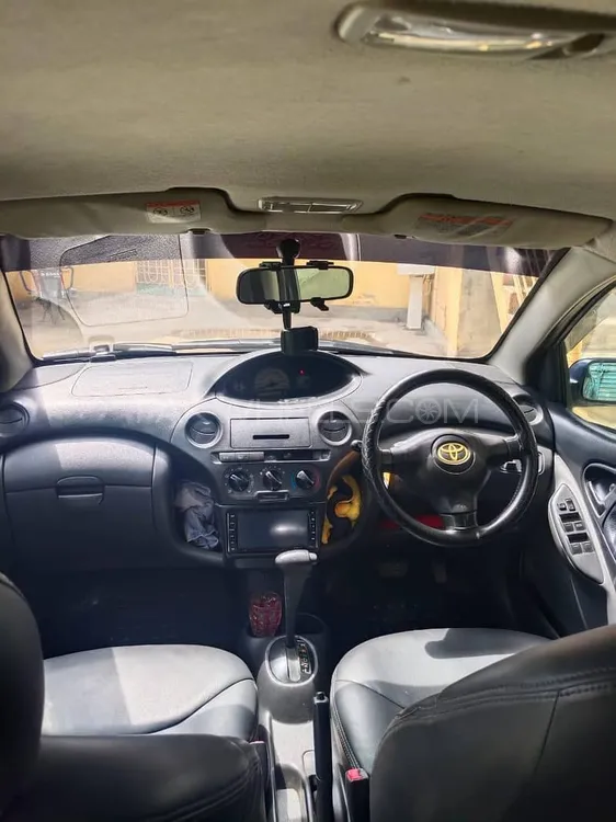 Toyota Vitz 2003 for Sale in Mansehra Image-1