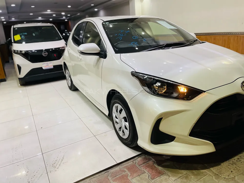 Toyota Yaris Hatchback 2021 for Sale in Peshawar Toyota Yaris Hatchback 2021 for Sale in Peshawar Image-3