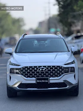 Hyundai Santa Fe Signature 2025
