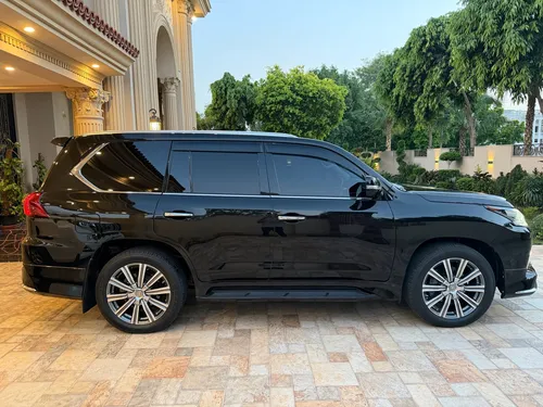 Lexus LX Series LX570 2016