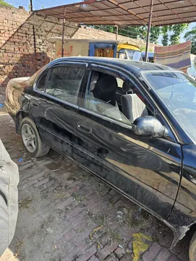 Toyota Corolla XE 2000
