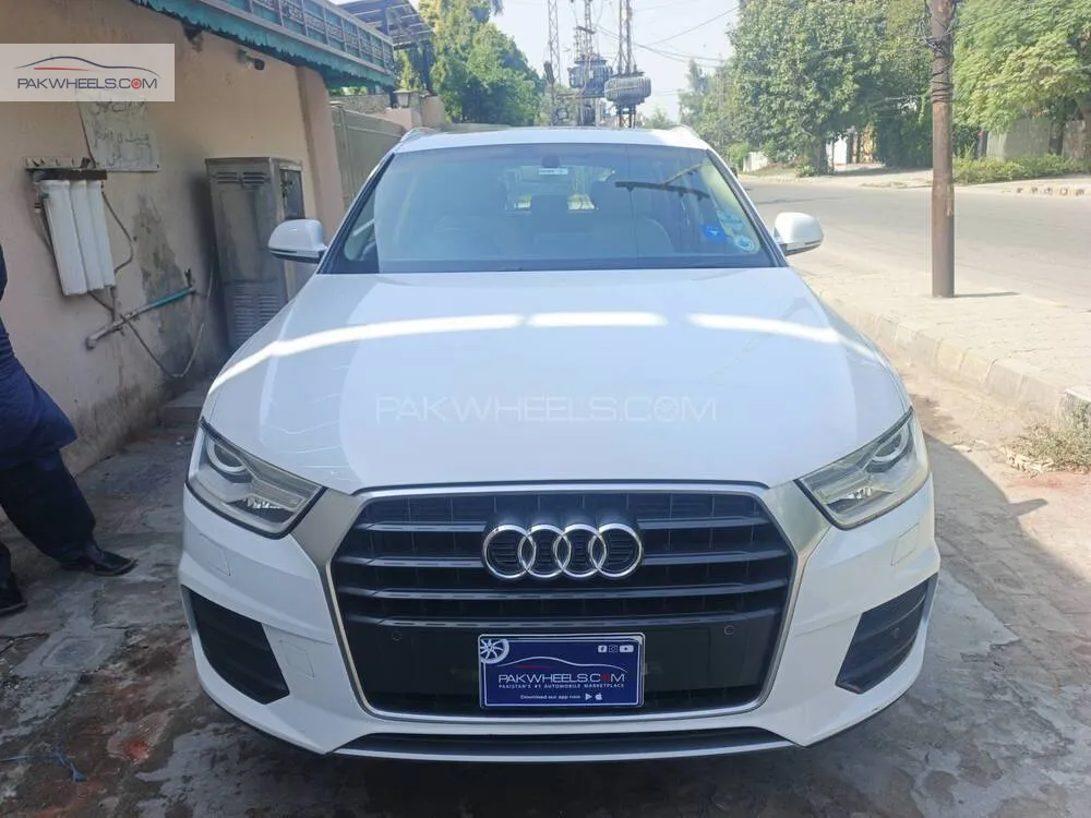 آوڈی کیو 3 2016 for Sale in لاہور Image-1