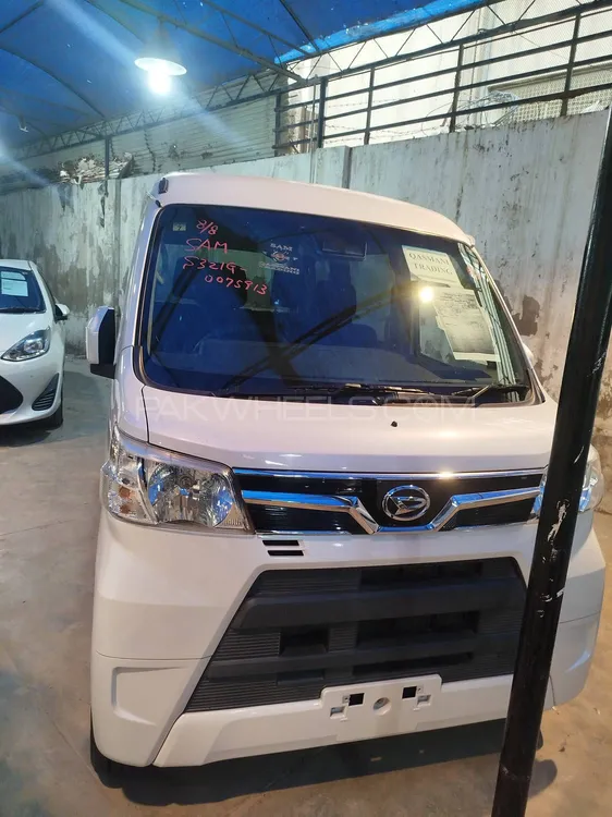 Daihatsu Atrai Wagon 2019 for Sale in Karachi Image-1