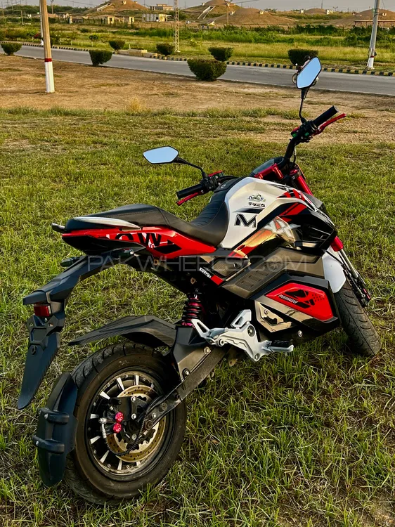 E Turbo Thunderbolt 2025 for Sale Image-1