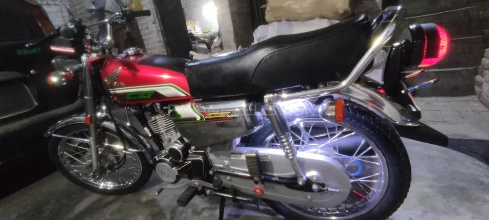 Honda CG 125 Special Edition 2023 for Sale Honda CG 125 Special Edition 2023 for Sale Image-11