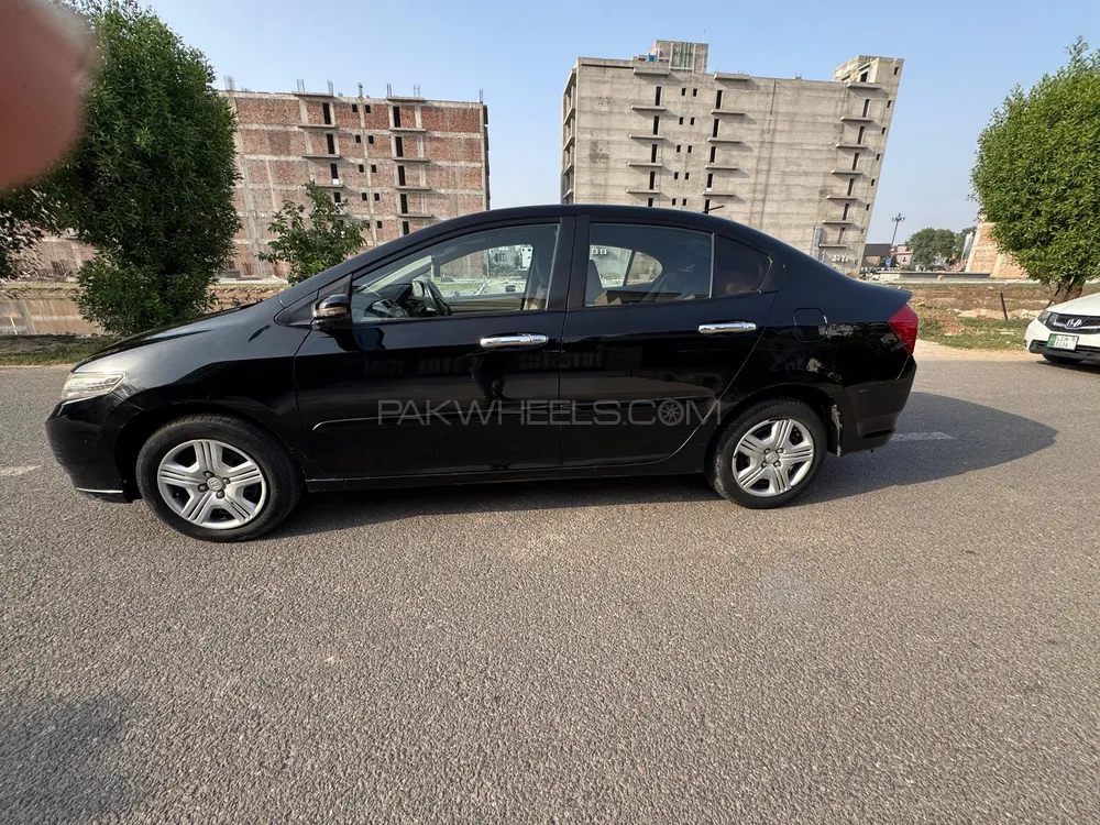 ہونڈا سٹی 2019 for Sale in لاہور ہونڈا سٹی 2019 for Sale in لاہور Image-12